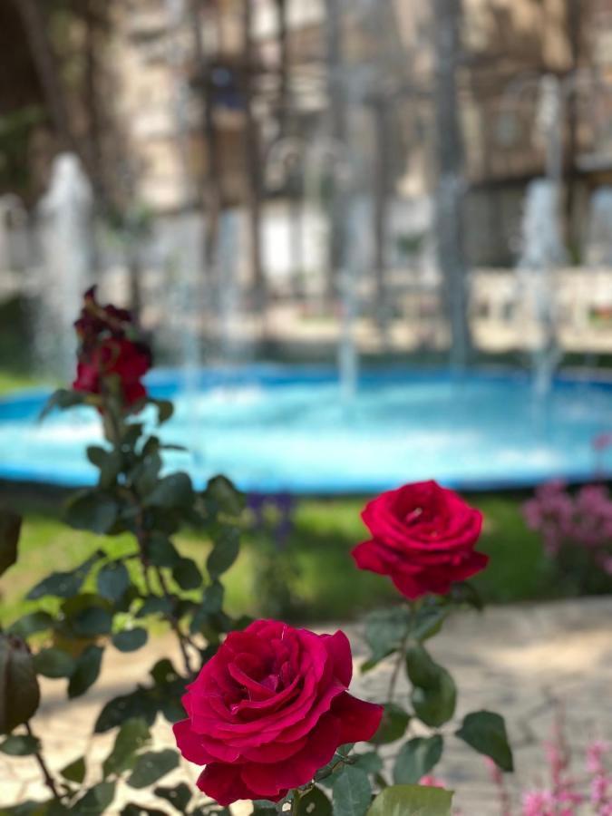 גולם Atrium Deluxe Resort מראה חיצוני תמונה